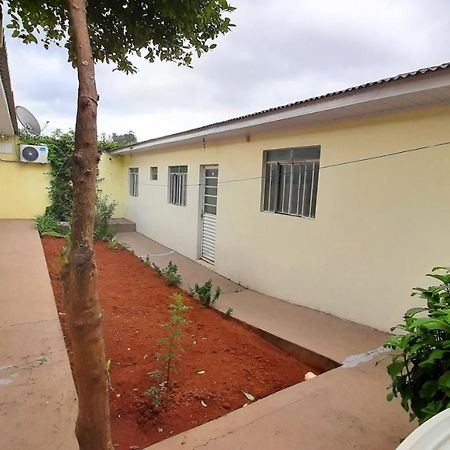 Hospedagensjaguariaiva Apartment Exterior foto